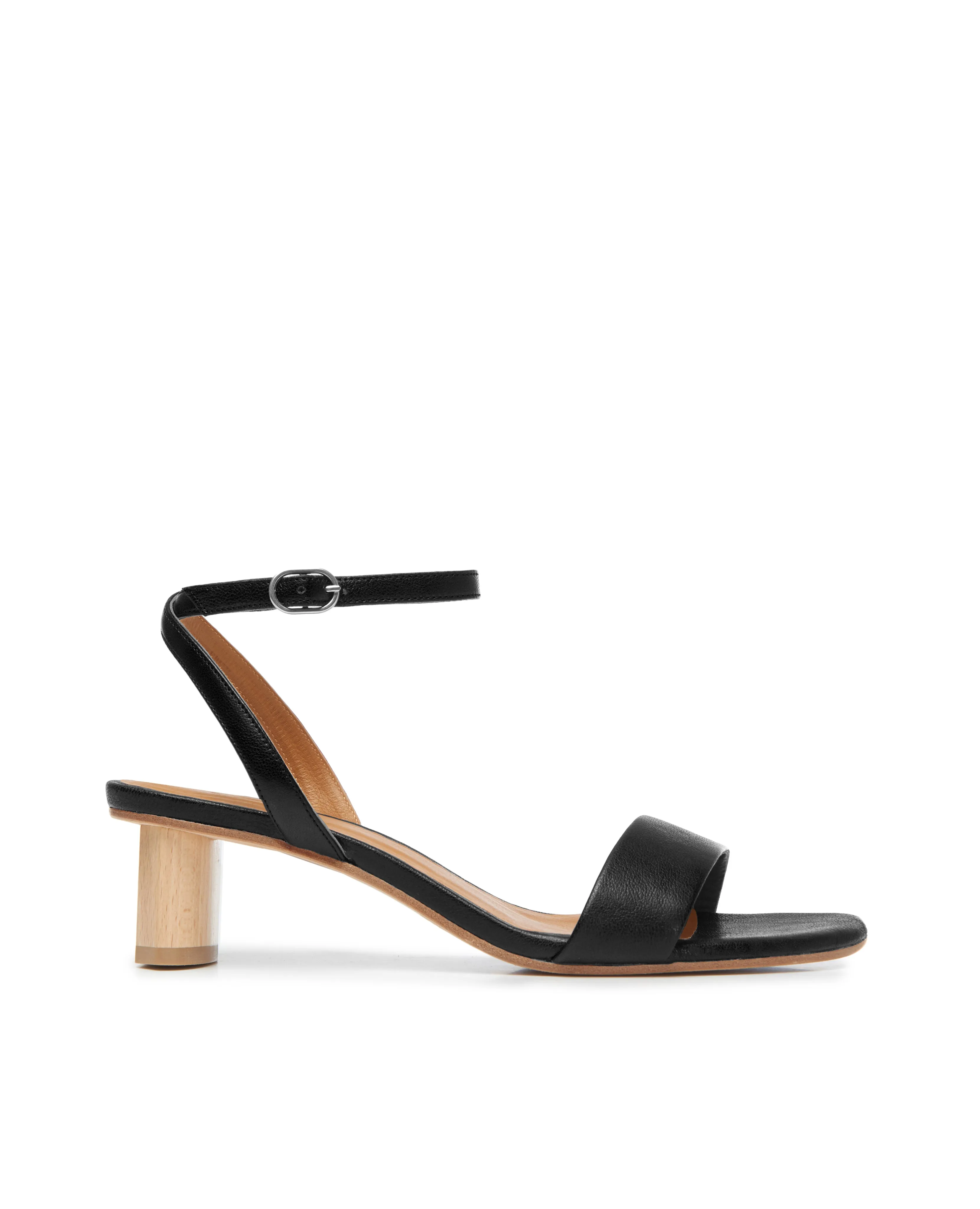 Noel Sandal